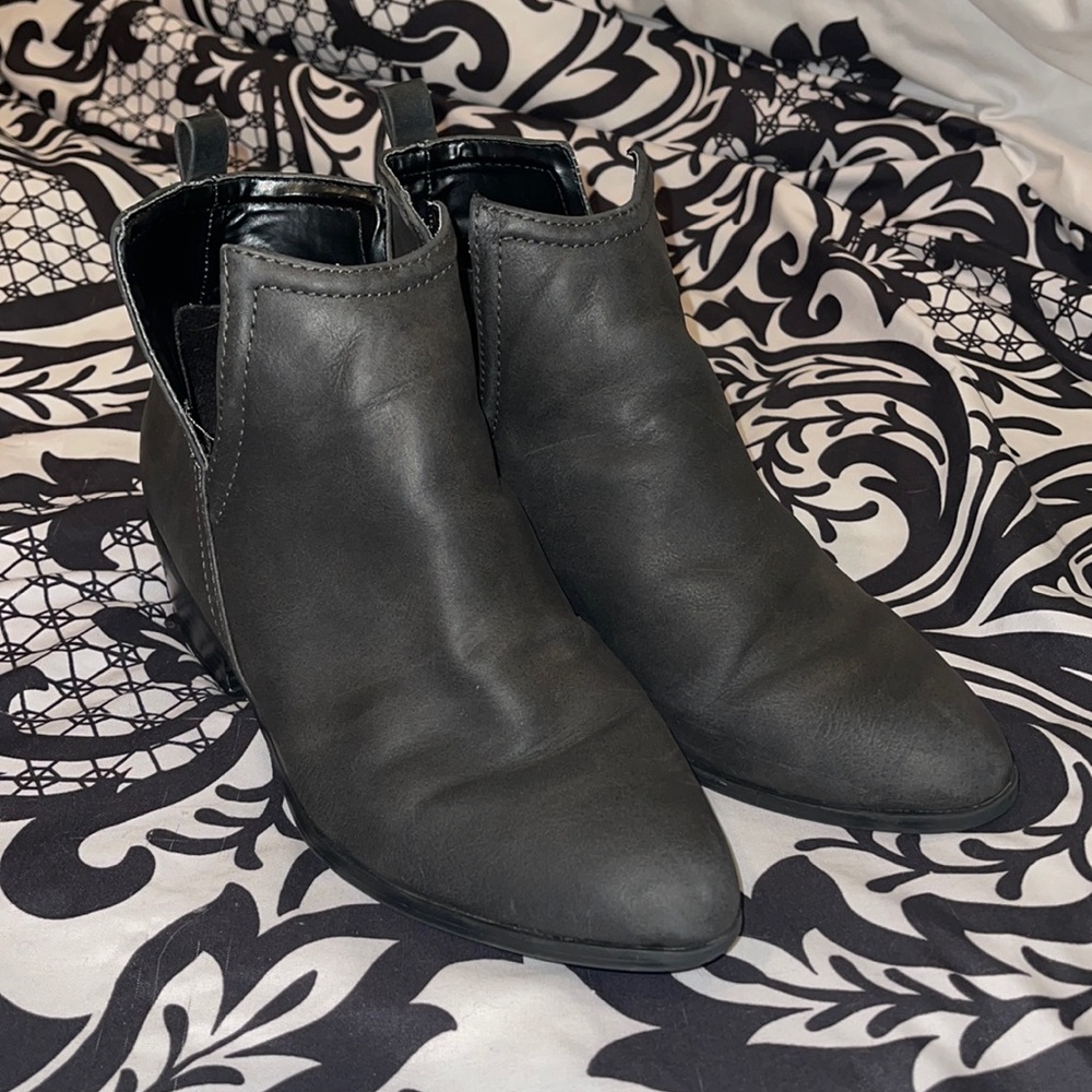 Express booties size 7